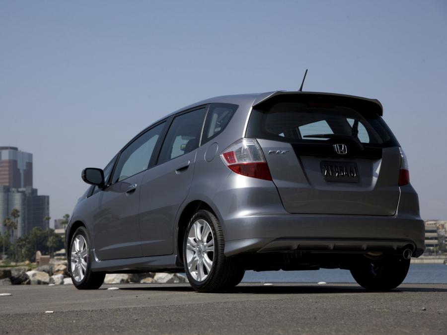  Honda Fit Sport 2008 года  (US) (фото 10 из 15)